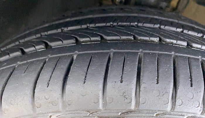 2017 Volkswagen Polo GT TSI 1.2 PETROL AT, Petrol, Automatic, 46,667 km, Left Front Tyre Tread
