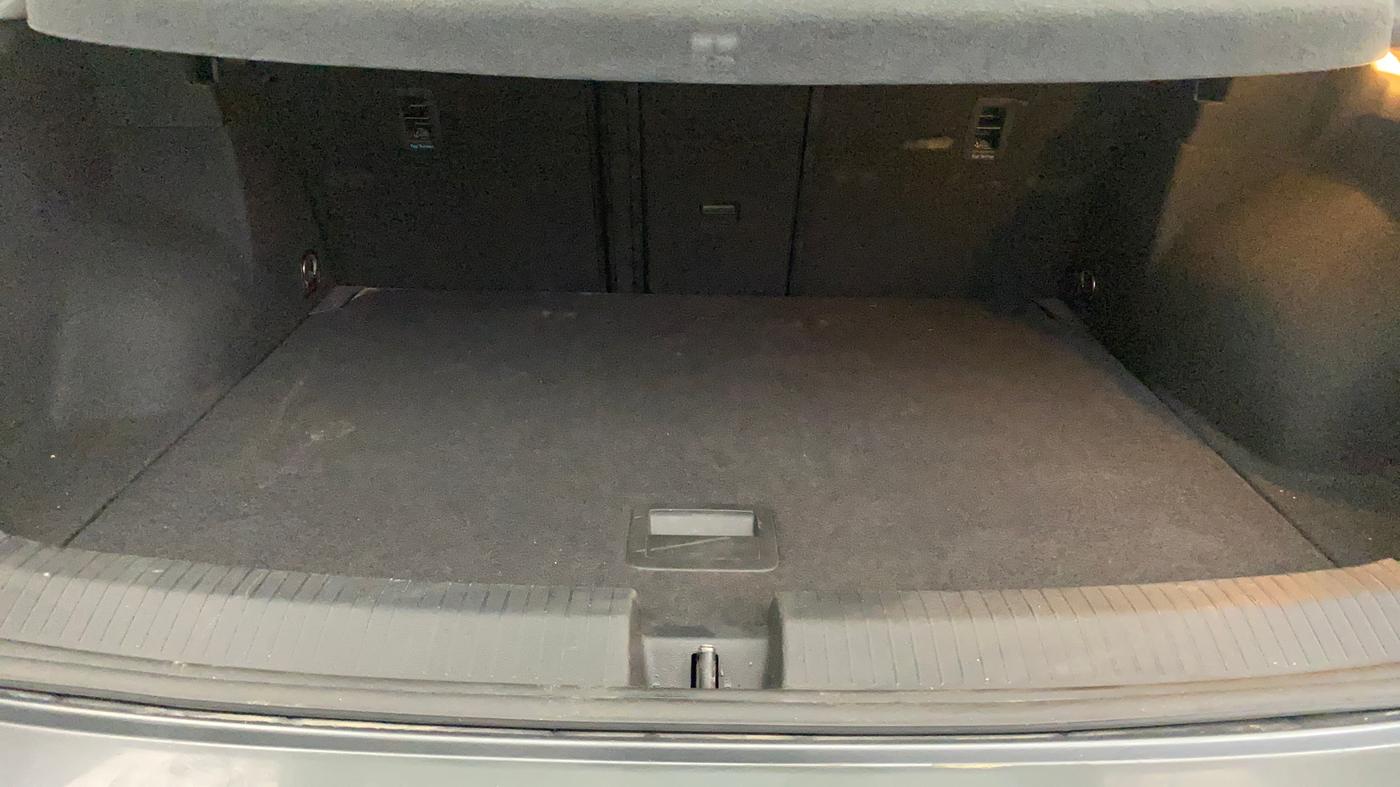 2021 Volkswagen T-ROC 1.5 TSI AT, Petrol, Automatic, 95,260 km, Boot Inside