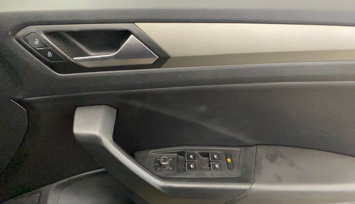 2021 Volkswagen T-ROC 1.5 TSI AT, Petrol, Automatic, 95,260 km, Driver Side Door Panels Control