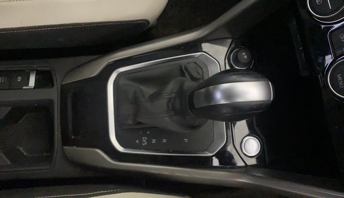 2021 Volkswagen T-ROC 1.5 TSI AT, Petrol, Automatic, 95,260 km, Gear Lever