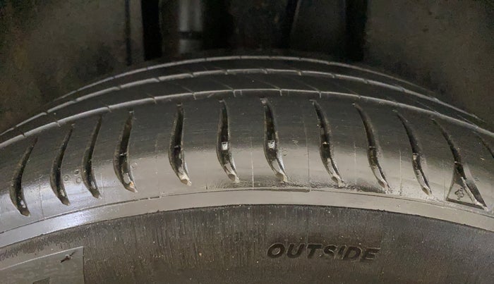 2021 Volkswagen T-ROC 1.5 TSI AT, Petrol, Automatic, 95,260 km, Right Rear Tyre Tread