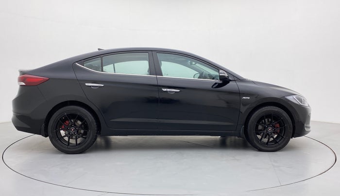 2017 Hyundai New Elantra 1.6 SX AT O, Diesel, Automatic, 75,272 km, Right Side View