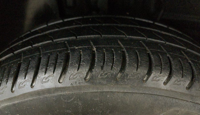 2022 Tata ALTROZ XZ PETROL, Petrol, Manual, 18,981 km, Right Rear Tyre Tread