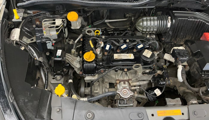 2022 Tata ALTROZ XZ PETROL, Petrol, Manual, 18,981 km, Engine View - Right