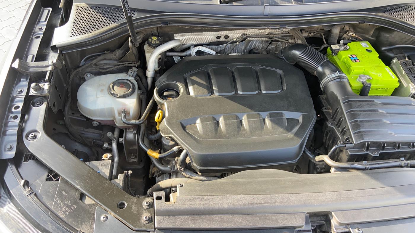 2023 Volkswagen TIGUAN ELEGANCE 2.0 TSI DSG, Petrol, Automatic, 71,119 km, Engine View - Left