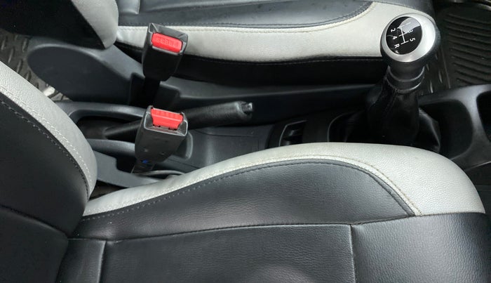 2012 Maruti Wagon R 1.0 LXI, Petrol, Manual, 67,345 km, Gear Lever