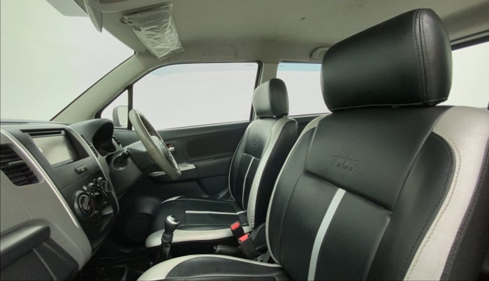 2012 Maruti Wagon R 1.0 LXI, Petrol, Manual, 67,345 km, Right Side Front Door Cabin