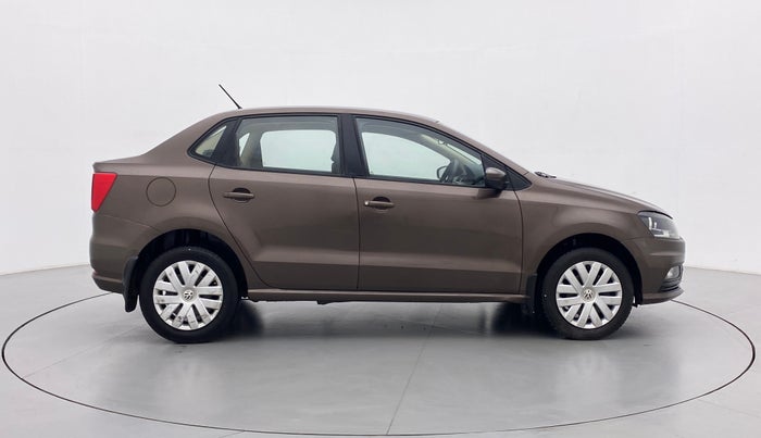 2017 Volkswagen Ameo COMFORTLINE PLUS PETROL, Petrol, Manual, 47,323 km, Right Side View