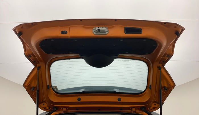 2018 Tata NEXON XZA PLUS DIESEL DUAL TONE, Diesel, Automatic, 1,10,522 km, Boot Door Open