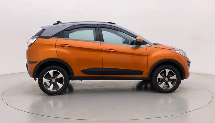 2018 Tata NEXON XZA PLUS DIESEL DUAL TONE, Diesel, Automatic, 1,10,522 km, Right Side View