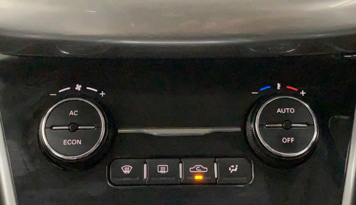 2018 Tata NEXON XZA PLUS DIESEL DUAL TONE, Diesel, Automatic, 1,10,522 km, Automatic Climate Control