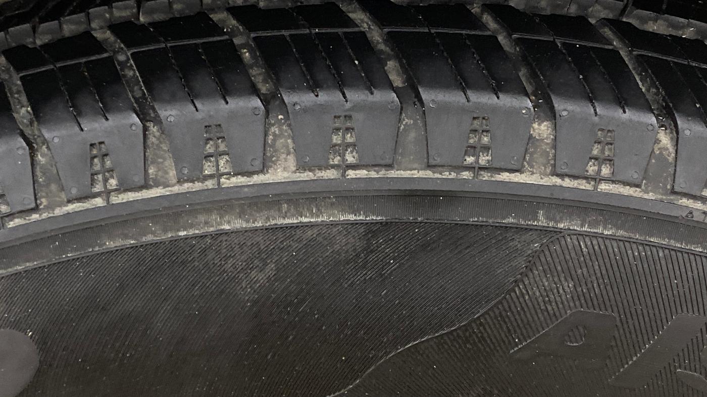 2025 Mahindra SCORPIO-N N Z8 S Petrol AT, Petrol, Automatic, 29,771 km, Left Rear Tyre Tread