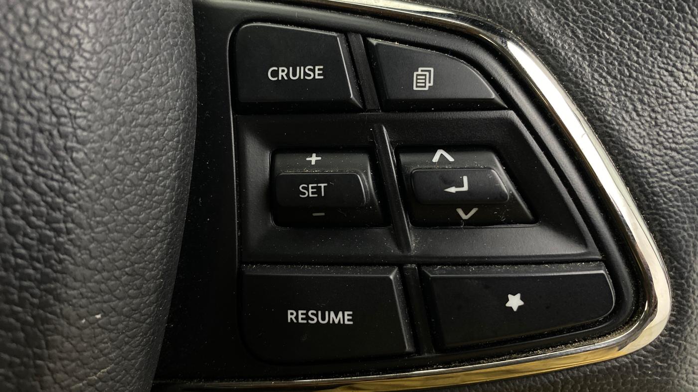 2025 Mahindra SCORPIO-N N Z8 S Petrol AT, Petrol, Automatic, 29,771 km, Adaptive Cruise Control