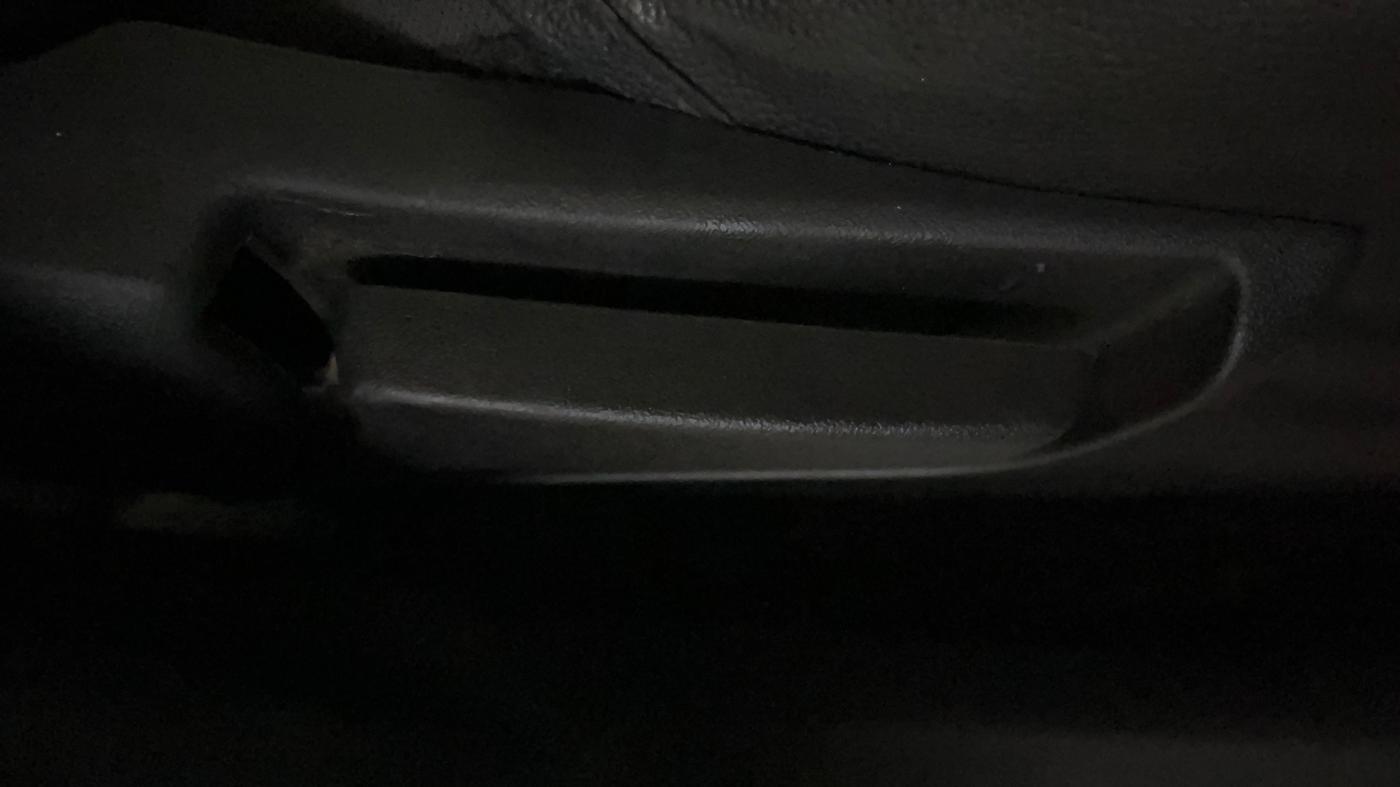 2023 Maruti Alto K10 VXI CNG, CNG, Manual, 30,607 km, Driver Side Adjustment Panel