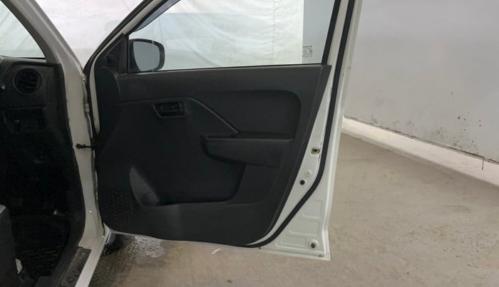 2023 Maruti Alto K10 VXI CNG, CNG, Manual, 30,607 km, Driver Side Door Panels Control
