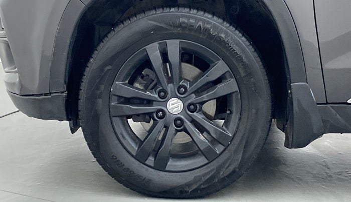 2017 Maruti Vitara Brezza ZDI, Diesel, Manual, 77,501 km, Left Front Wheel