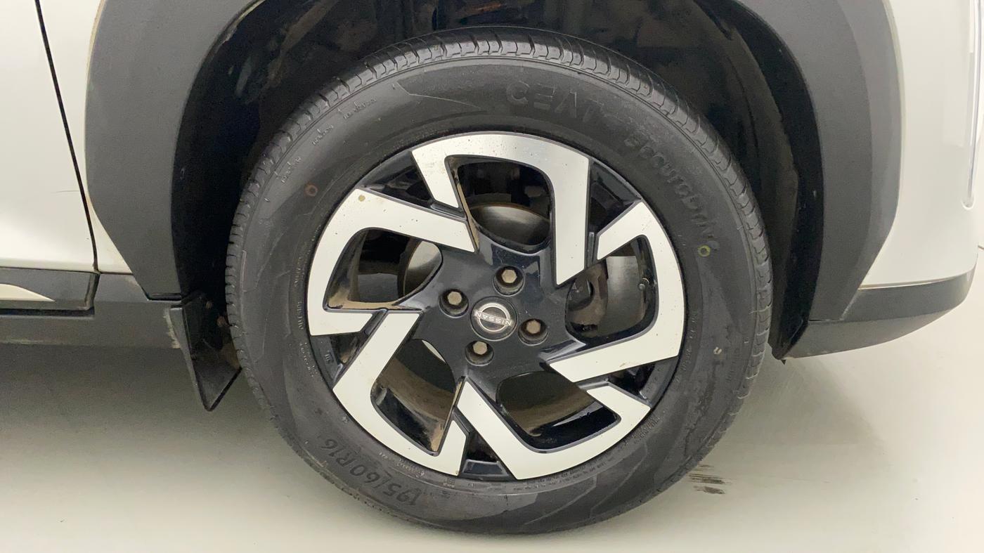 2021 Nissan MAGNITE XV PREMIUM TURBO CVT, Petrol, Automatic, 12,964 km, Right Front Wheel