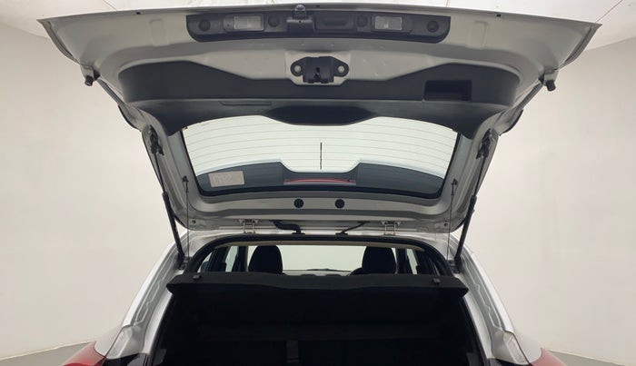 2021 Nissan MAGNITE XV PREMIUM TURBO CVT, Petrol, Automatic, 12,964 km, Boot Door Open
