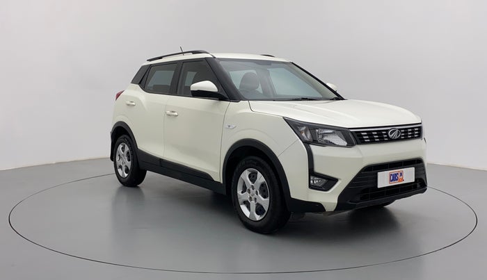2020 Mahindra XUV300 1.2 W6 MT, Petrol, Manual, 21,466 km, Right Front Diagonal