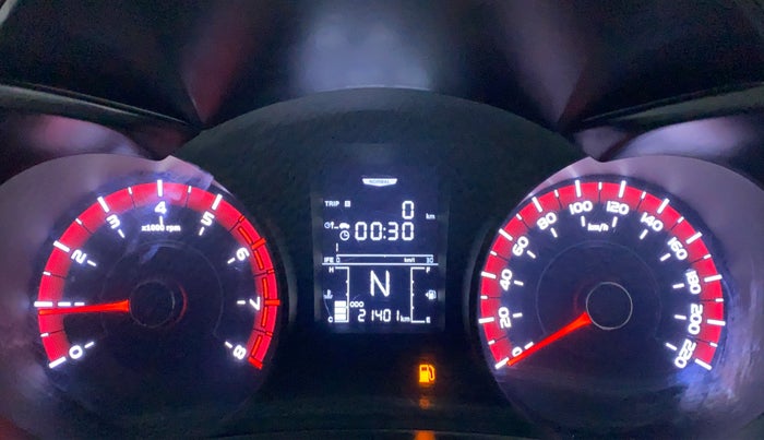 2020 Mahindra XUV300 1.2 W6 MT, Petrol, Manual, 21,466 km, Odometer Image