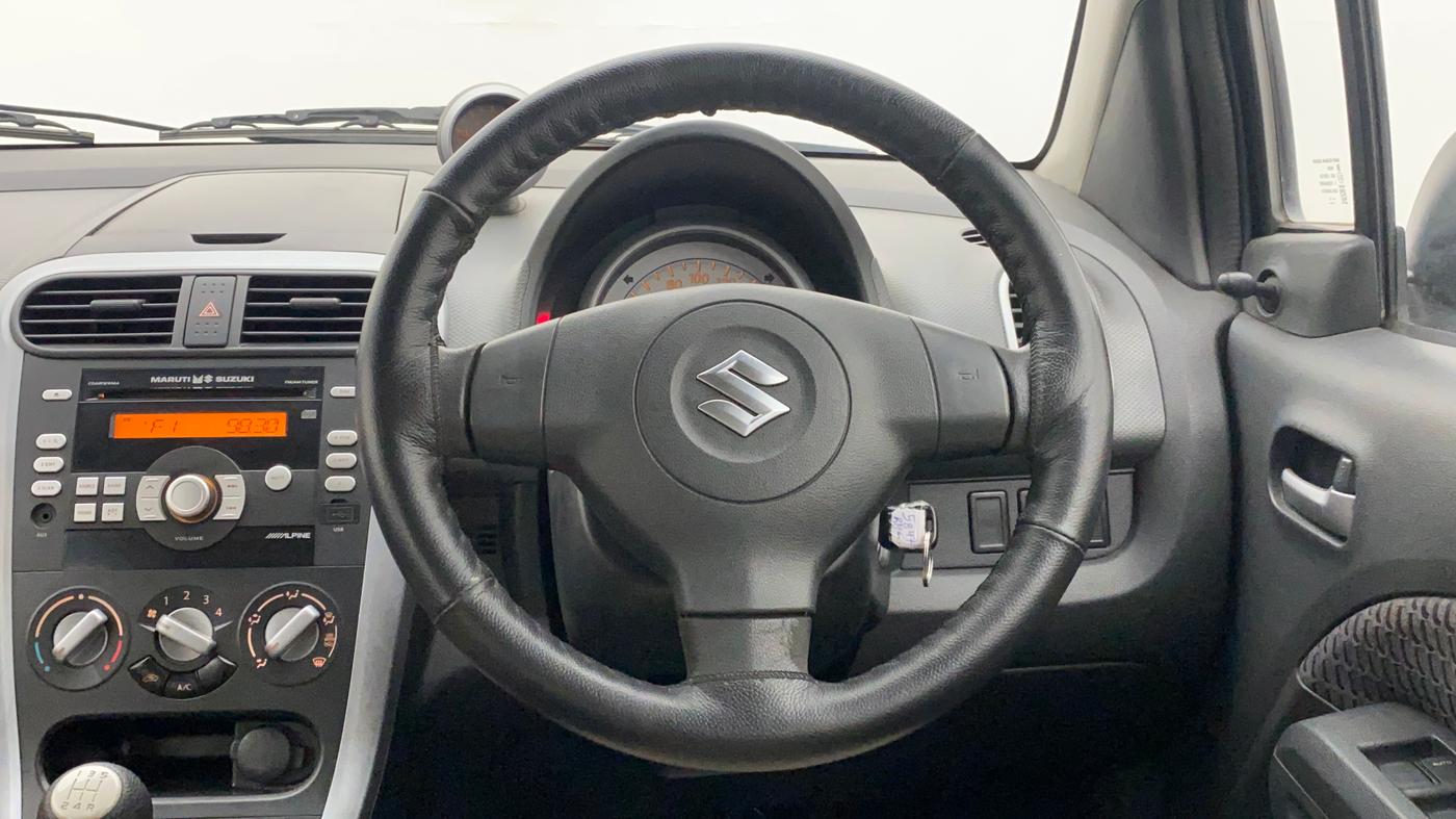 2013 Maruti Ritz VXI, Petrol, Manual, 34,971 km, Steering Wheel Close Up