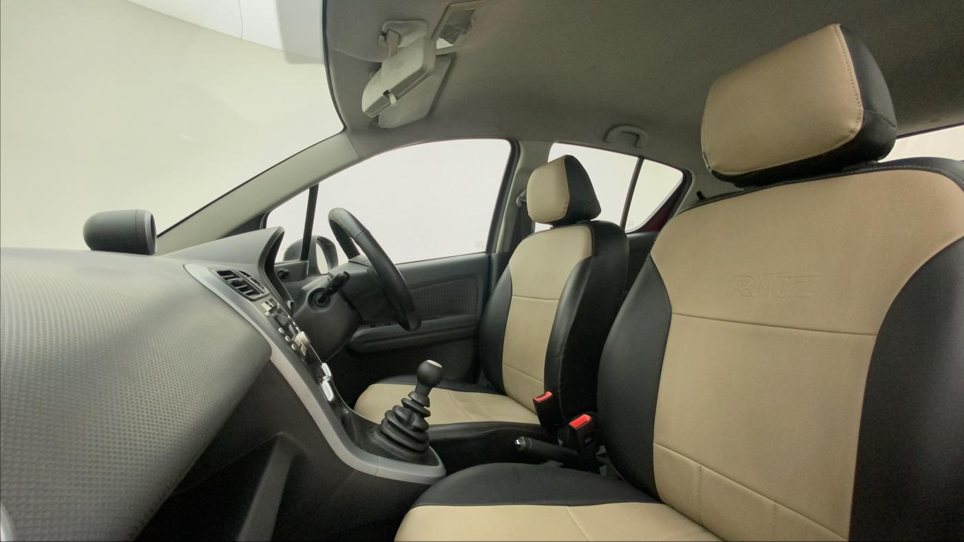 2013 Maruti Ritz VXI, Petrol, Manual, 34,971 km, Right Side Front Door Cabin