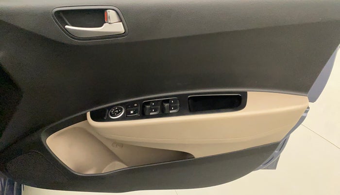 2014 Hyundai Xcent S AT 1.2 (O), Petrol, Automatic, 53,216 km, Driver Side Door Panels Control