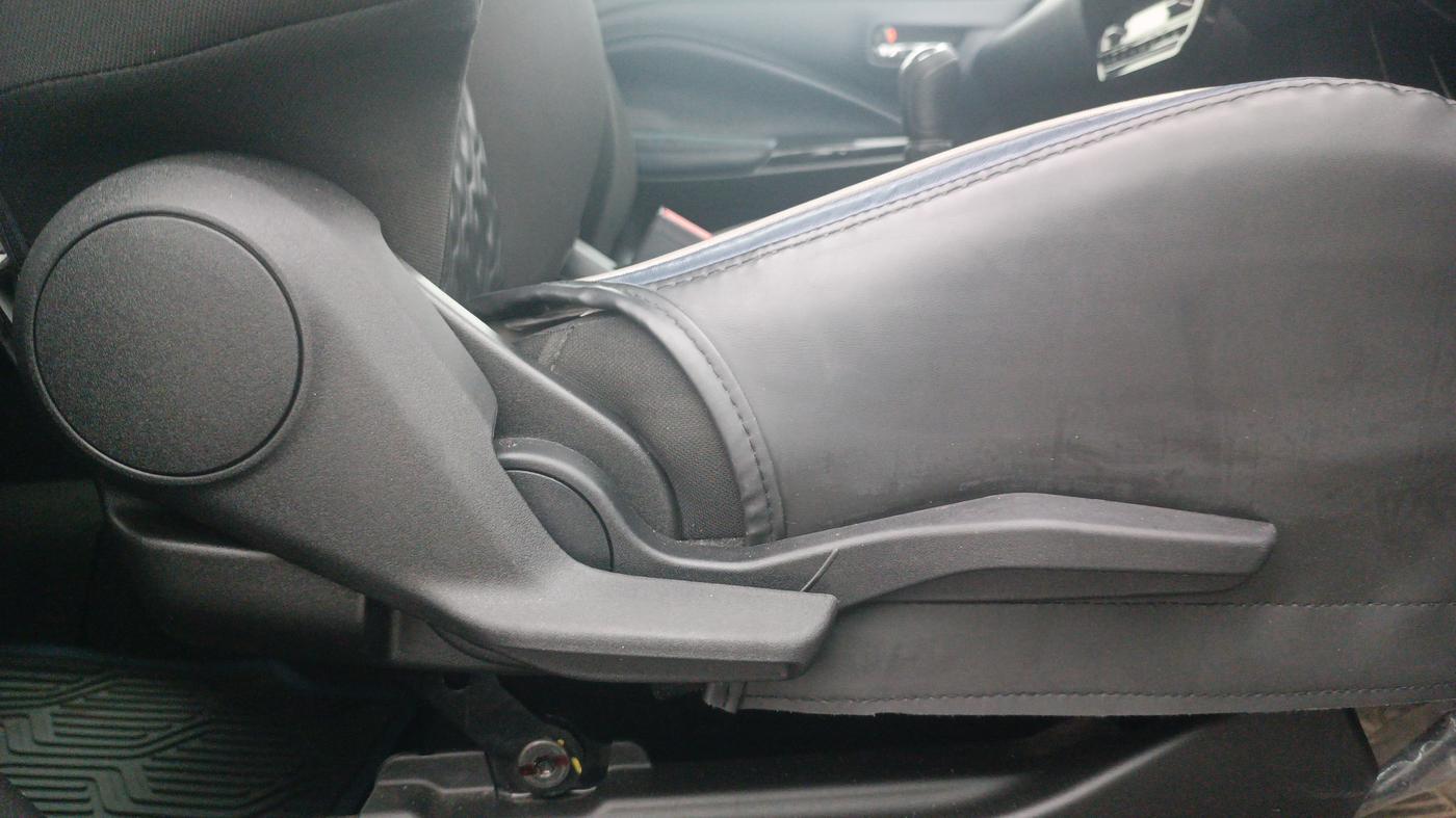 2022 Maruti Baleno ALPHA PETROL 1.2, Petrol, Manual, 14,530 km, Driver Side Adjustment Panel