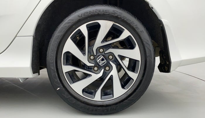 2019 Honda Civic VX DIESEL, Diesel, Manual, 81,646 km, Left Rear Wheel