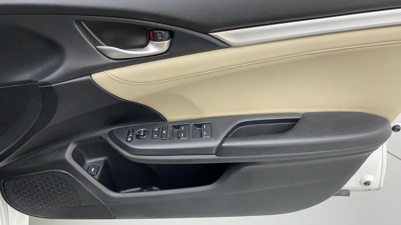 2019 Honda Civic VX DIESEL, Diesel, Manual, 81,646 km, Driver Side Door Panels Control