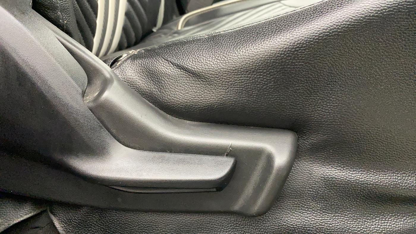 2018 Maruti IGNIS SIGMA 1.2, Petrol, Manual, 69,993 km, Driver Side Adjustment Panel