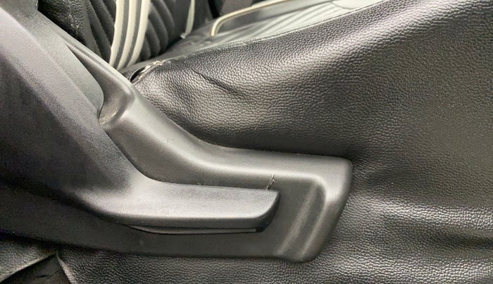 2018 Maruti IGNIS SIGMA 1.2, Petrol, Manual, 69,993 km, Driver Side Adjustment Panel