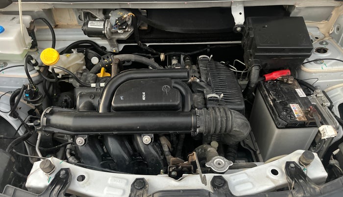 2024 Renault Kwid RXT 1.0 AMT, Petrol, Automatic, 18,999 km, Engine View