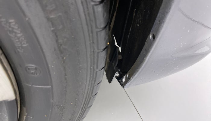 2020 Maruti Celerio VXI CNG, CNG, Manual, 49,151 km, Right fender - Lining loose