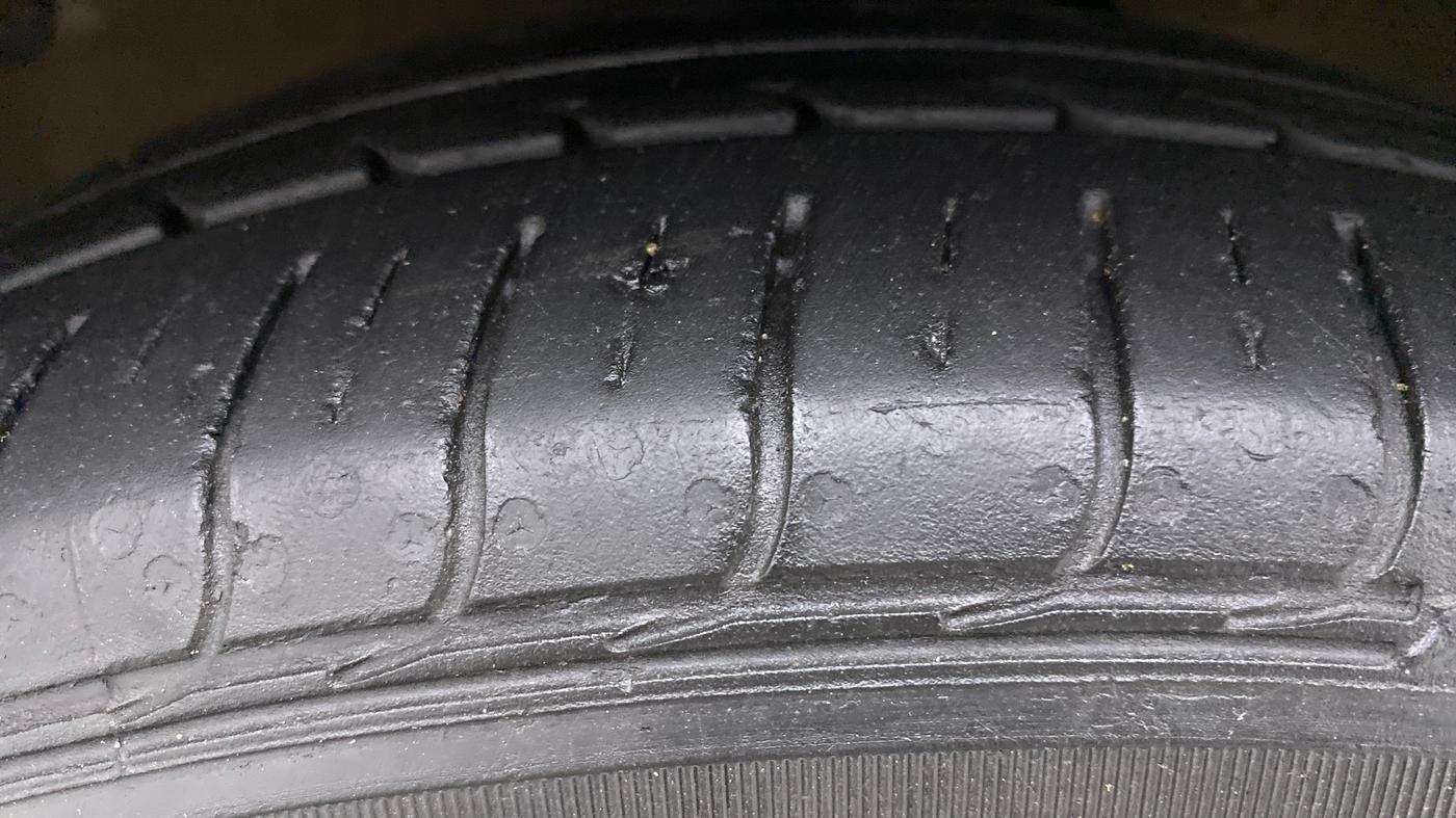 2020 Maruti Celerio VXI CNG, CNG, Manual, 49,151 km, Left Front Tyre Tread