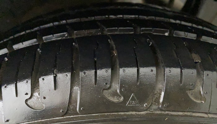 2018 Hyundai GRAND i10 PRIME T+ CNG, CNG, Manual, 39,732 km, Left Rear Tyre Tread