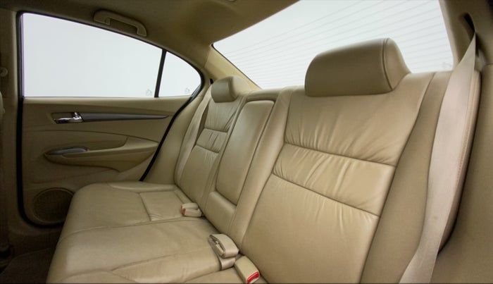 2012 Honda City 1.5L I-VTEC V AT SUNROOF, Petrol, Automatic, 1,11,965 km, Right Side Rear Door Cabin