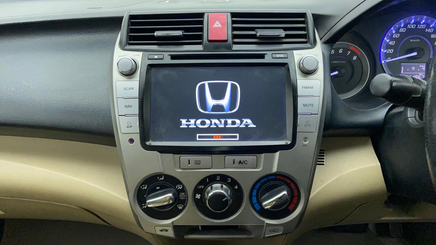 2012 Honda City 1.5L I-VTEC V AT SUNROOF, Petrol, Automatic, 1,11,965 km, Air Conditioner
