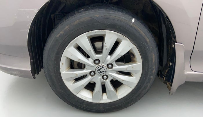2012 Honda City 1.5L I-VTEC V AT SUNROOF, Petrol, Automatic, 1,11,965 km, Left Front Wheel