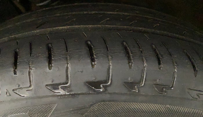 2018 Maruti IGNIS ALPHA 1.2 AMT, Petrol, Automatic, 55,158 km, Left Front Tyre Tread