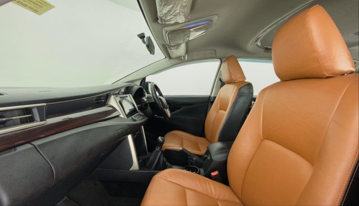 2016 Toyota Innova Crysta 2.4 VX 7 STR, Diesel, Manual, 72,147 km, Right Side Front Door Cabin