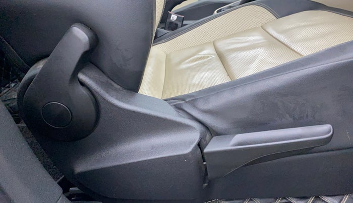 2022 Skoda SLAVIA STYLE 1.5L TSI DSG, Petrol, Automatic, 87,010 km, Driver Side Adjustment Panel