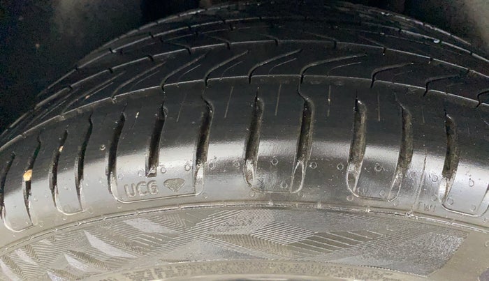 2022 Skoda SLAVIA STYLE 1.5L TSI DSG, Petrol, Automatic, 87,010 km, Right Rear Tyre Tread