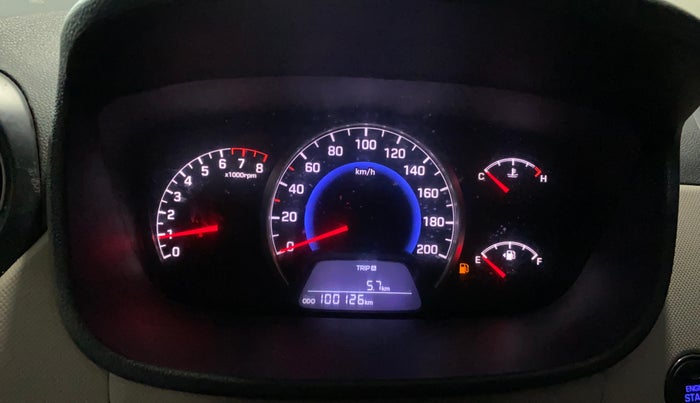 2014 Hyundai Grand i10 SPORTZ 1.2 KAPPA VTVT, Petrol, Manual, 1,00,120 km, Odometer Image