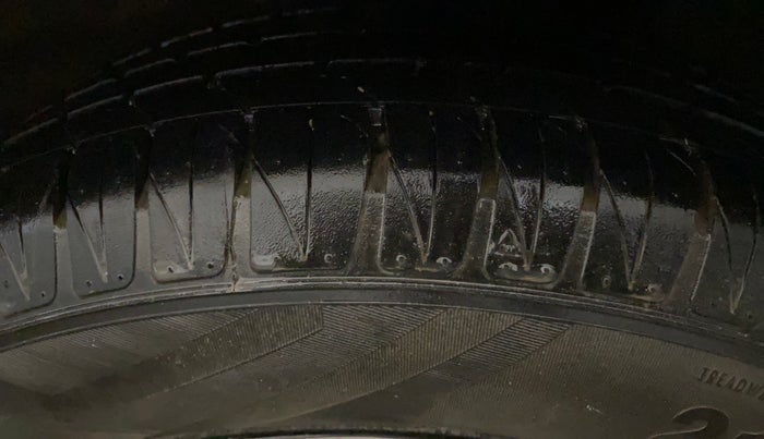 2022 KIA SONET HTK 1.2, Petrol, Manual, 98,946 km, Left Rear Tyre Tread