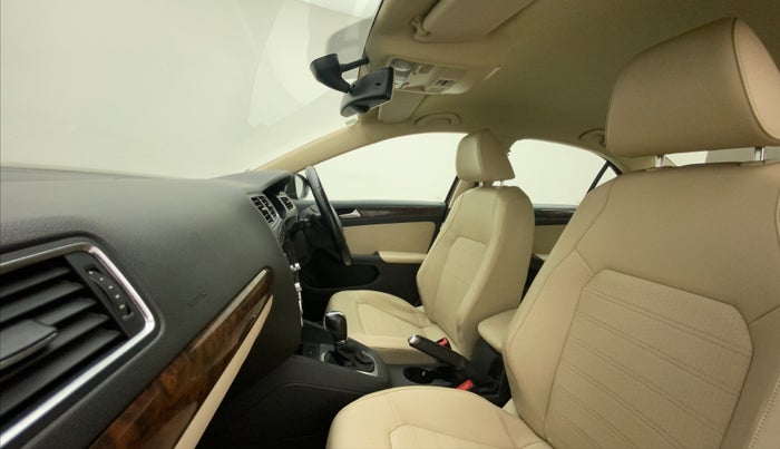 2014 Volkswagen Jetta HIGHLINE TDI AT, Diesel, Automatic, 93,358 km, Right Side Front Door Cabin