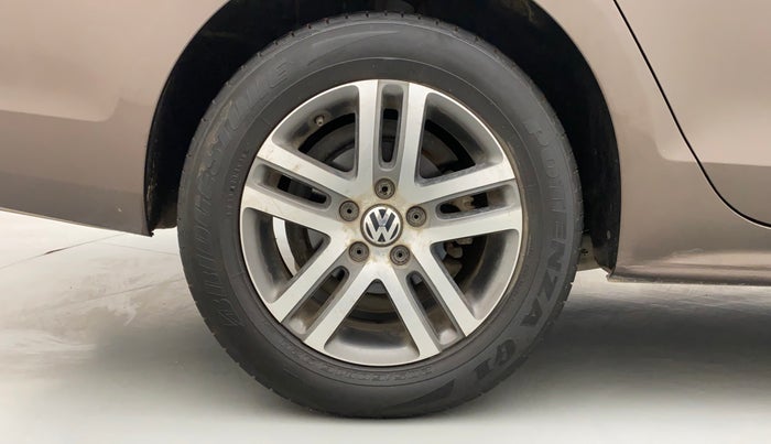 2014 Volkswagen Jetta HIGHLINE TDI AT, Diesel, Automatic, 93,358 km, Right Rear Wheel