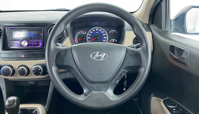 2017 Hyundai Grand i10 MAGNA 1.2 KAPPA VTVT, CNG, Manual, 35,810 km, Steering Wheel Close Up