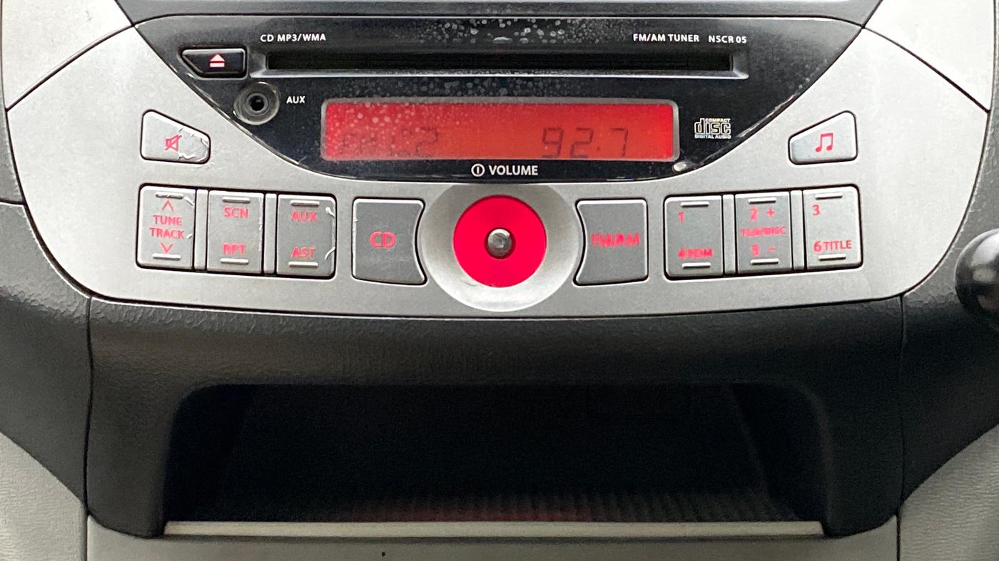 2010 Maruti A Star VXI, Petrol, Manual, 64,103 km, Infotainment System