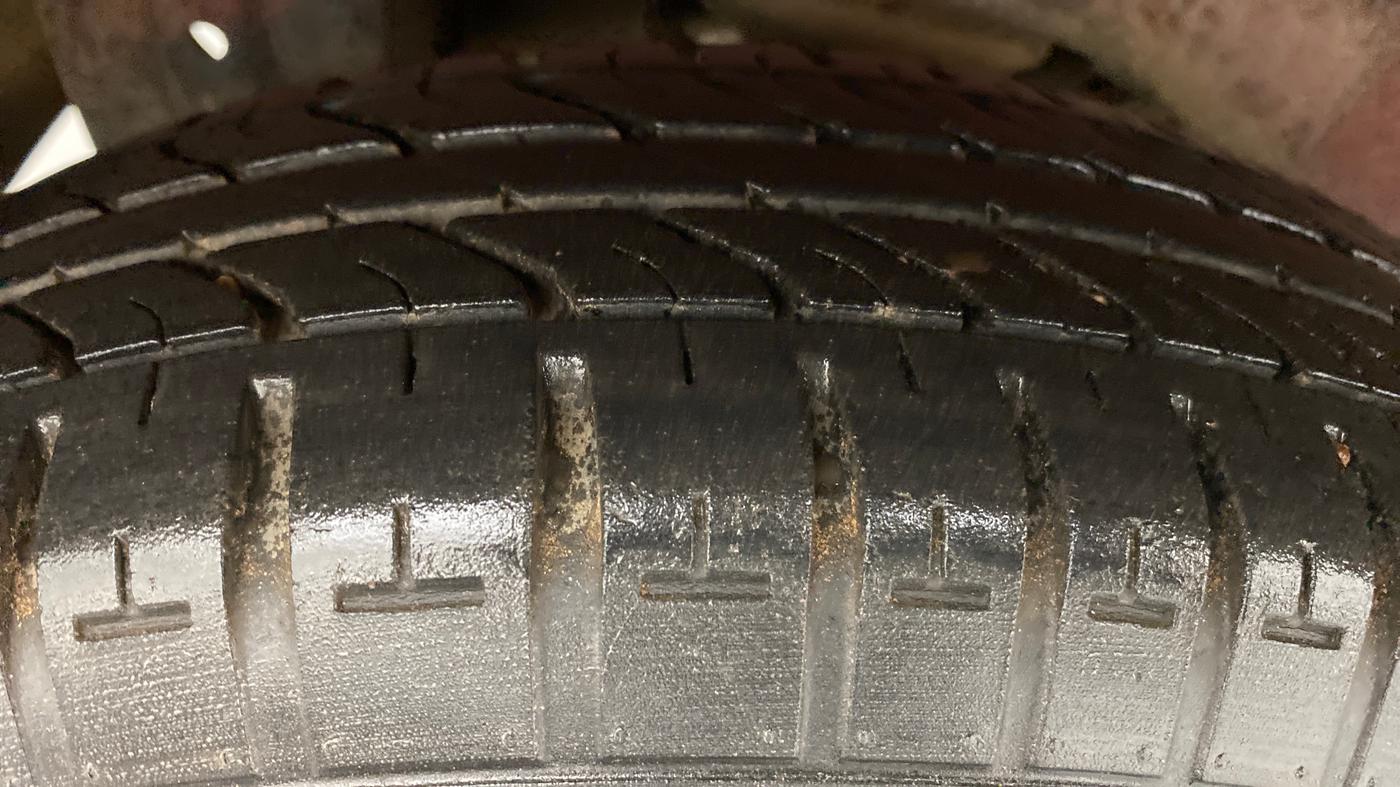 2010 Maruti A Star VXI, Petrol, Manual, 64,103 km, Right Rear Tyre Tread